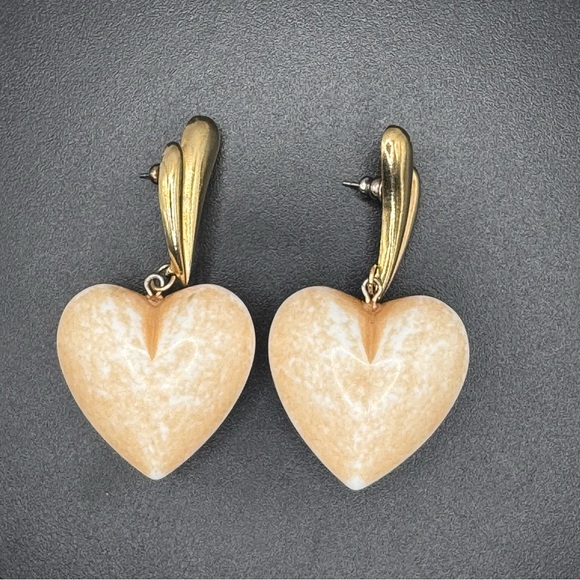 Large Retro Puffy Domed Heart Resin Drop Earrings - Picture 5 of 9